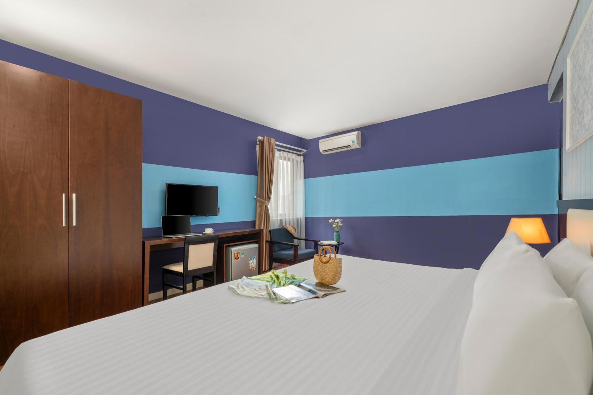 Khách sạn Bantique 4*