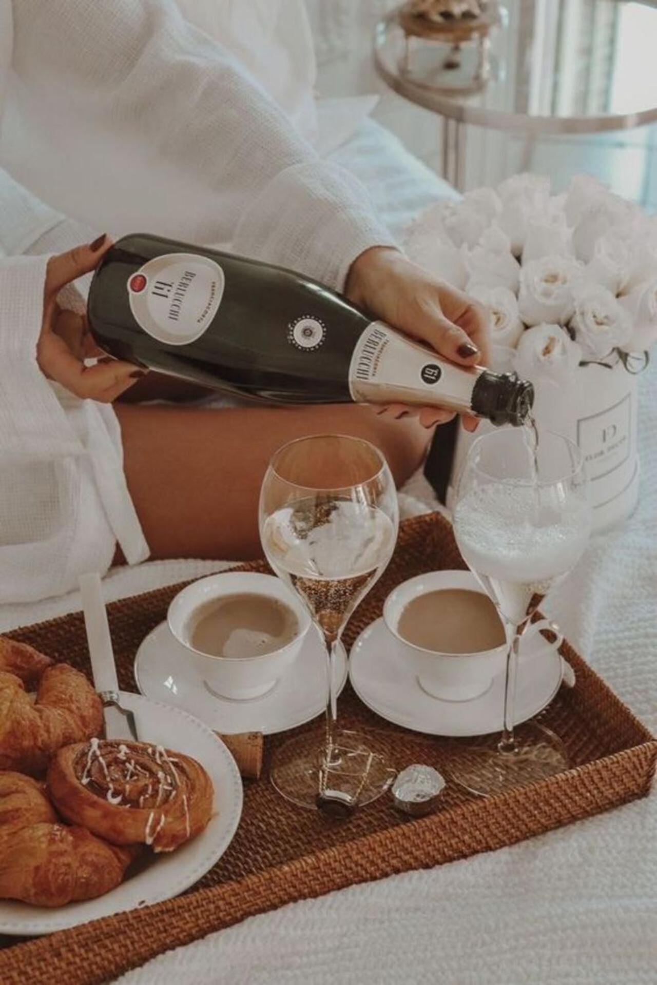 Khách sạn Bantique 4*